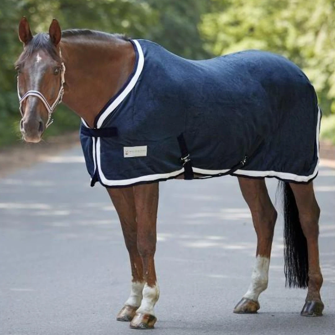 Waldhausen Esperia Fleece Rug - Image 2